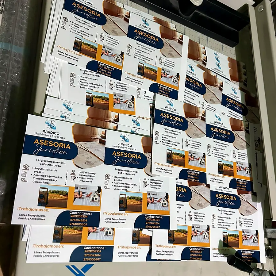 Tarjetas de presentación en la guillotina